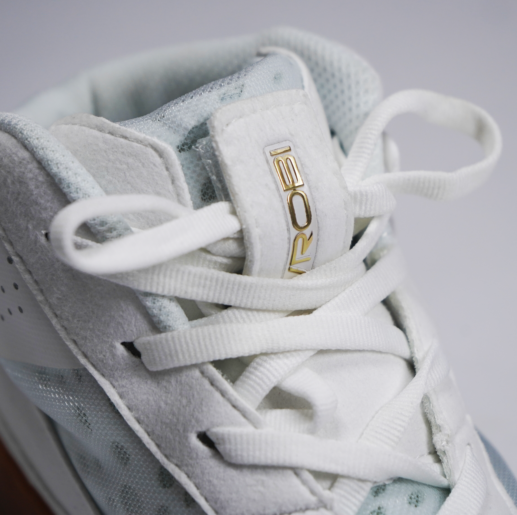 Women's Pure White Wrestling Shoe Lace Vault.png__PID:47a52554-1919-4f8d-991f-c4a99eec658f