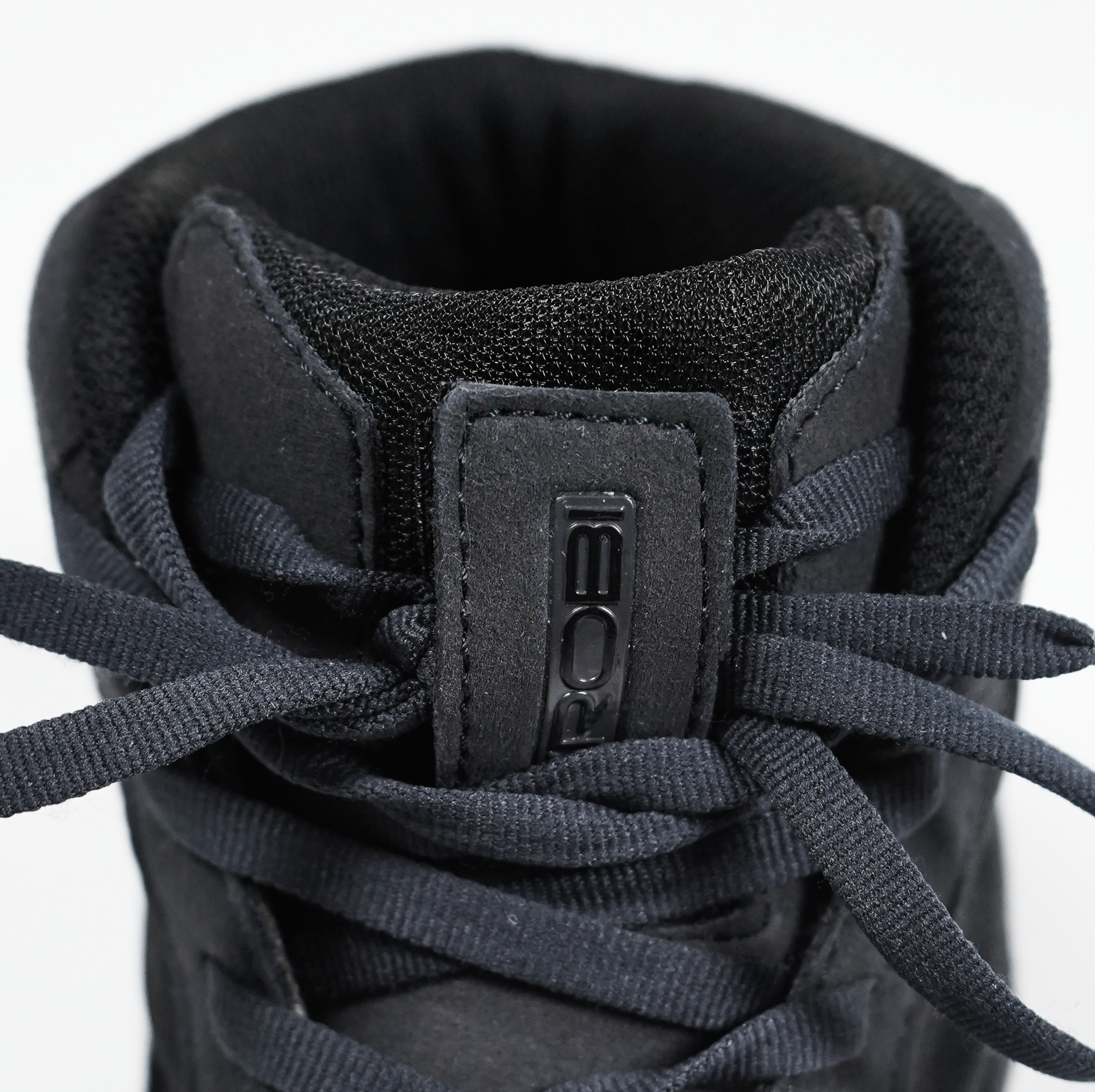 shoe info.png__PID:8673d3b5-1136-4e17-af0e-f020aaf46e03