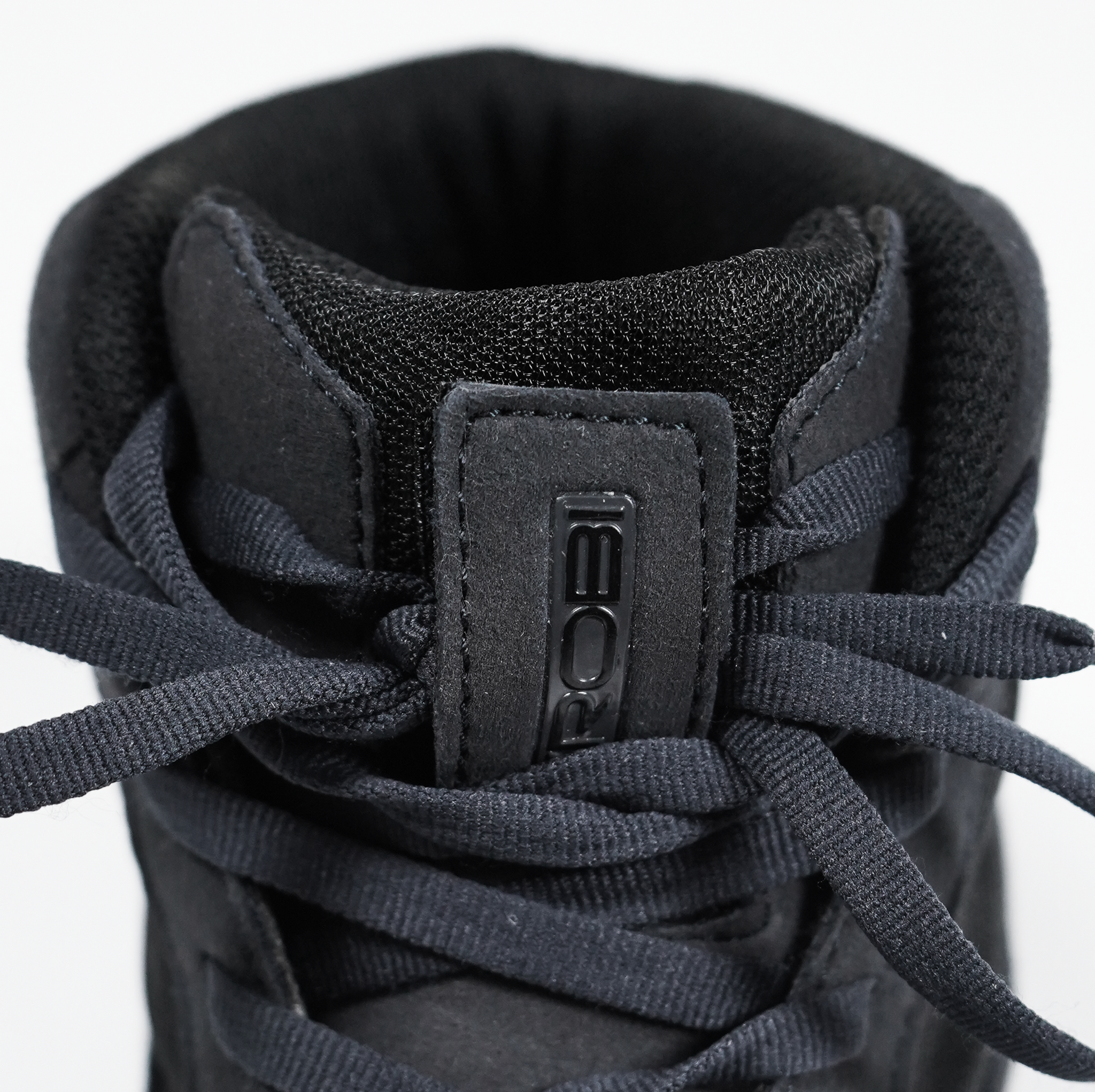 shoe info.png__PID:8673d3b5-1136-4e17-af0e-f020aaf46e03